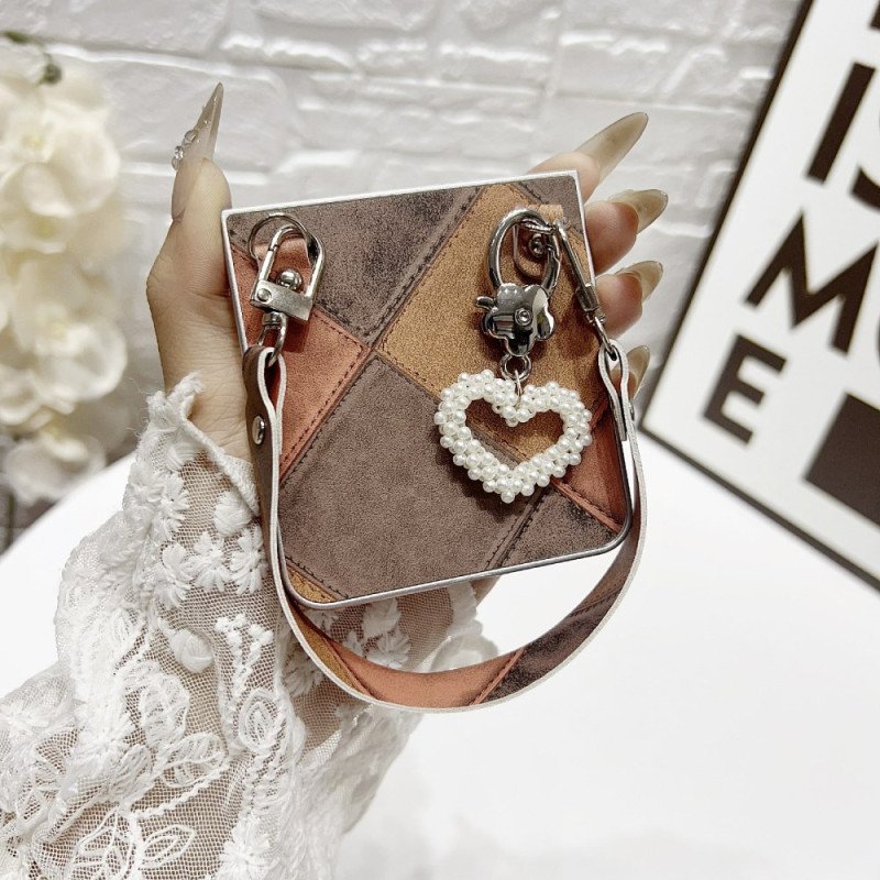 Skal Samsung Galaxy Z Flip 7 Hänge Och Handledsrem